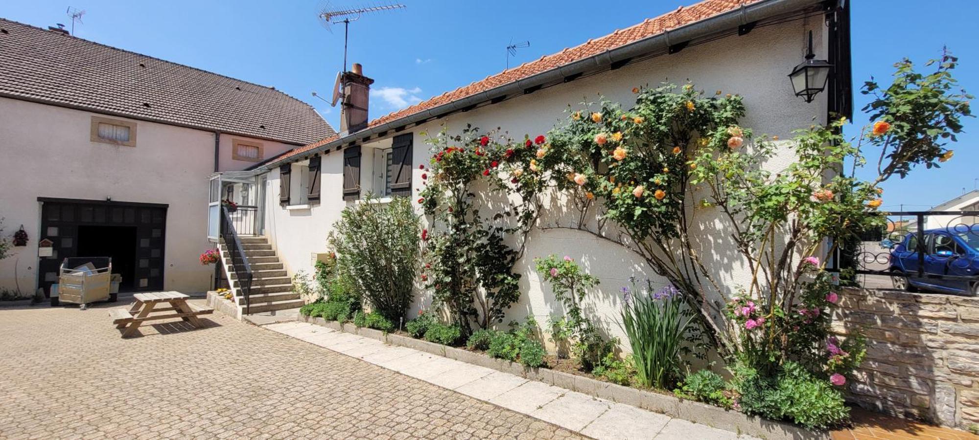 La Maison De L'Abeille De Percey Longeau-Percey 외부 사진